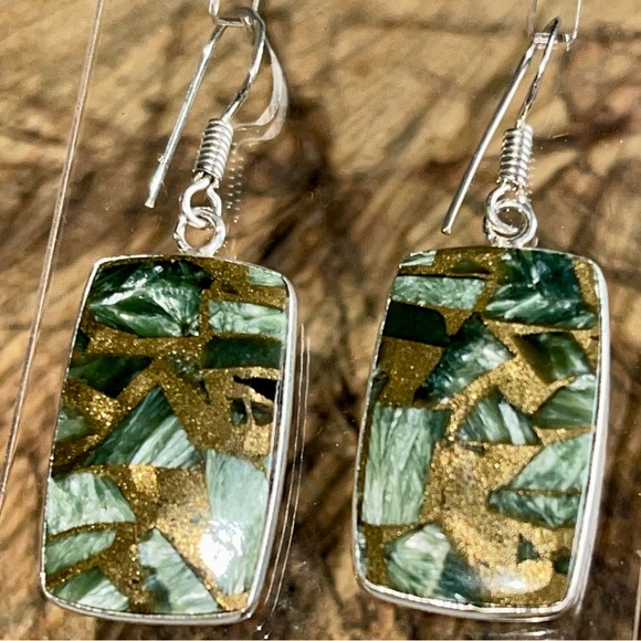 Silver Sheen Seraphinite in Copper Earrings 1 7/8” - Picture 3 of 7